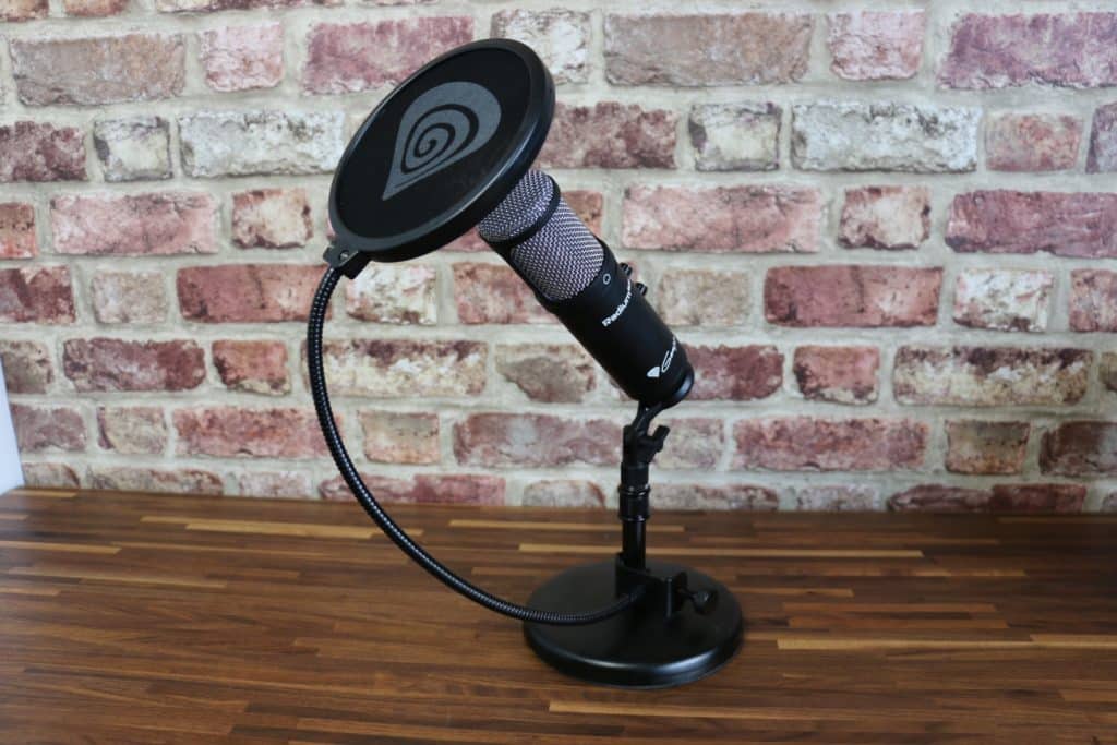 Fully set-up microphone
