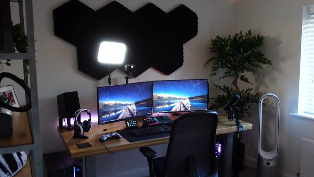 Dual PC Minimalist Game & Stream Setup