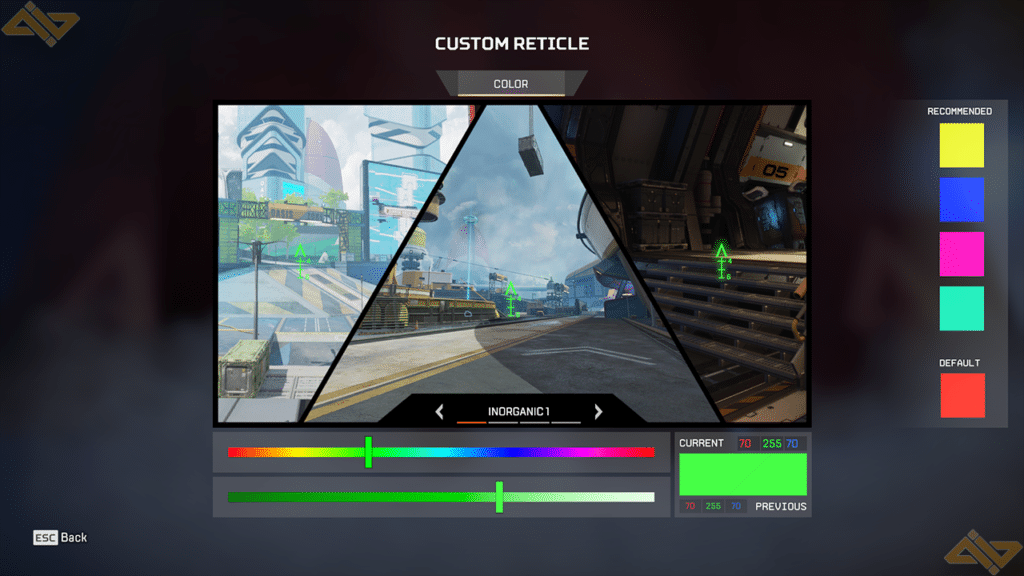 Choosing the default green crosshair color in the custom reticle settings