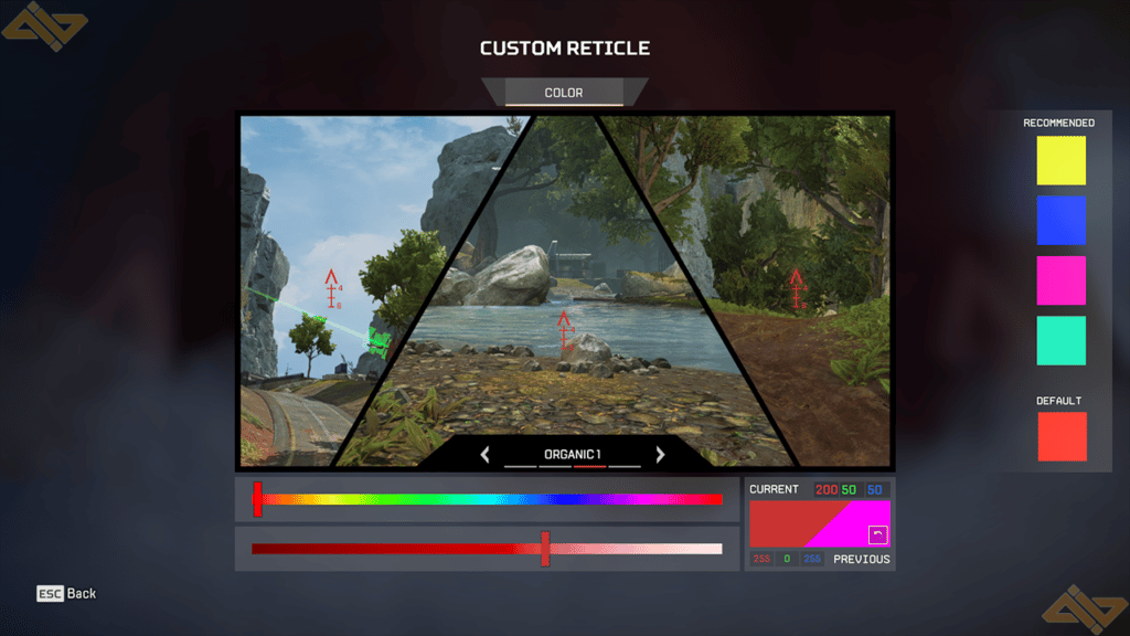 Choosing the fiery red crosshair color in the custom reticle settings