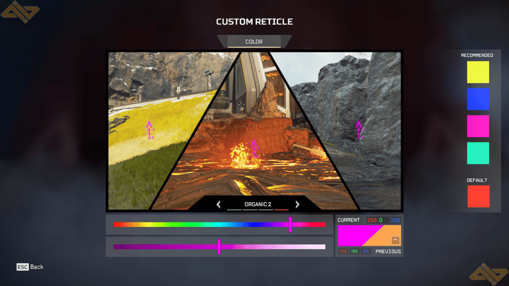 Choosing the magenta pink crosshair color in the custom reticle settings