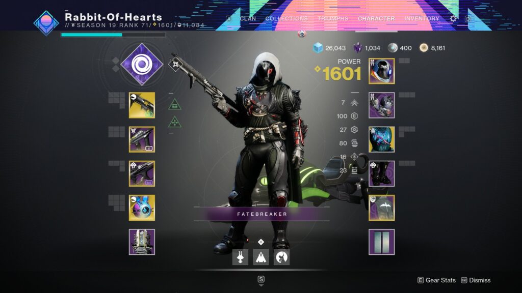 Destiny 2 loadout screen.