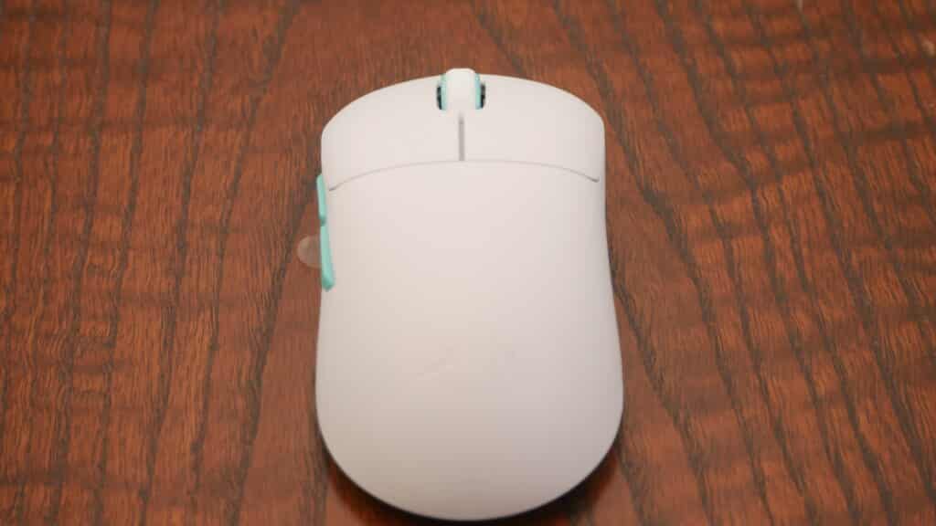 Xtrfy M8 Wireless Mouse top angle