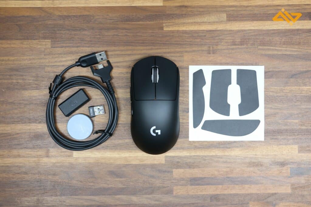 Logitech X Pro Superlight box contents