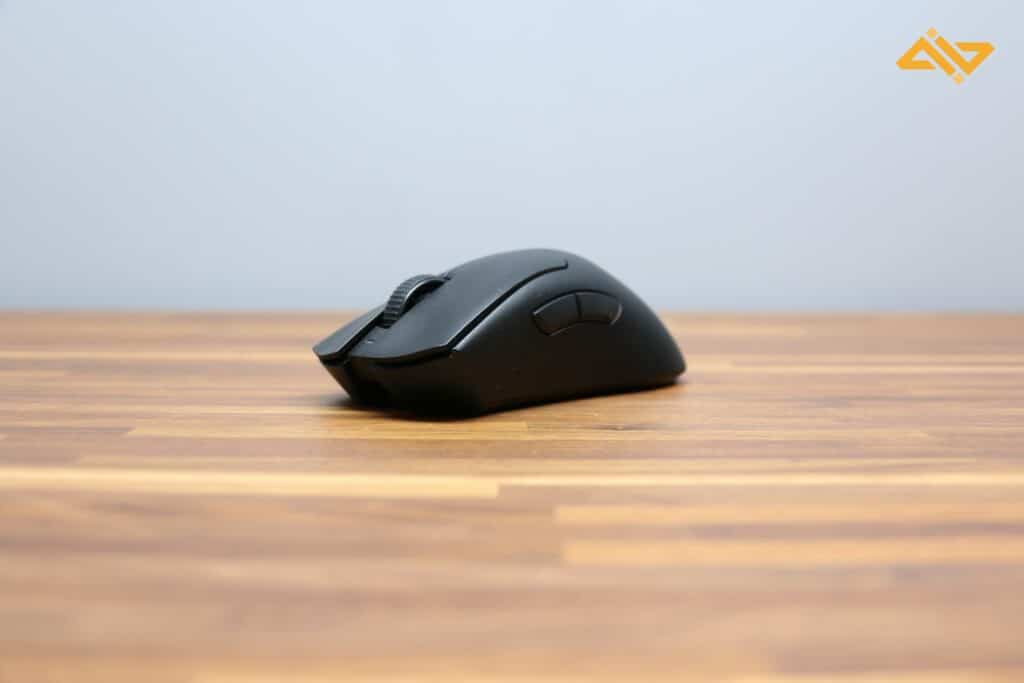 Deathadder V3 side angle.