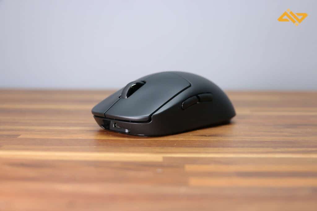 G Pro Wireless side angle